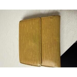 Louis Vuitton Epi Leather Wallet in Yellow SP0986